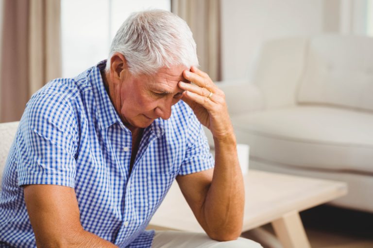 علامات القلق عند كبار السن وكيفية التعامل معها مبكرًا